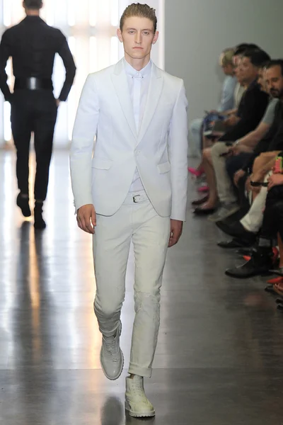 Look 31